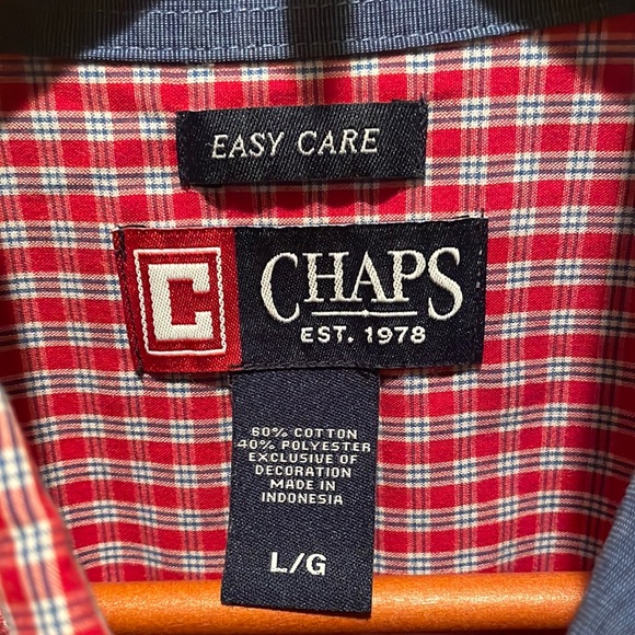 CHAPS L Men’s Casual Dress Shirt Embossed Button-Down Collar withLogo <>Pocket - Picture 2 of 12